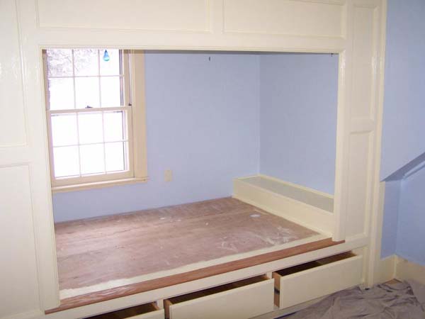 Storage solutions - Custom built-in beds